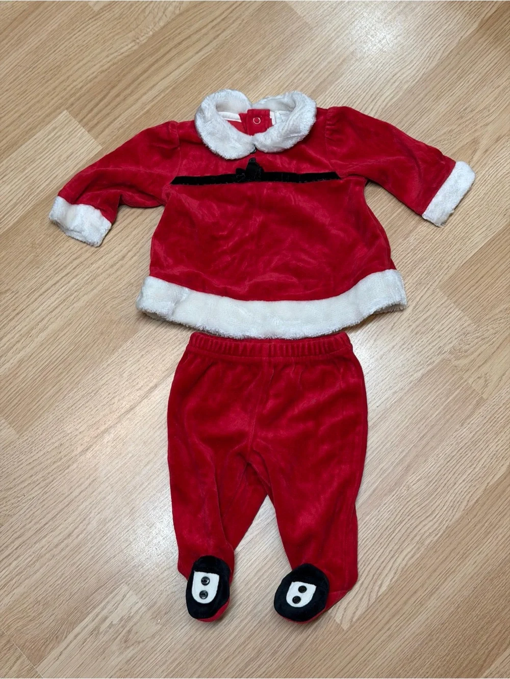 First Moments Layette Baby 0-3M Santa Red Velour Christmas 2 Piece Footed Set